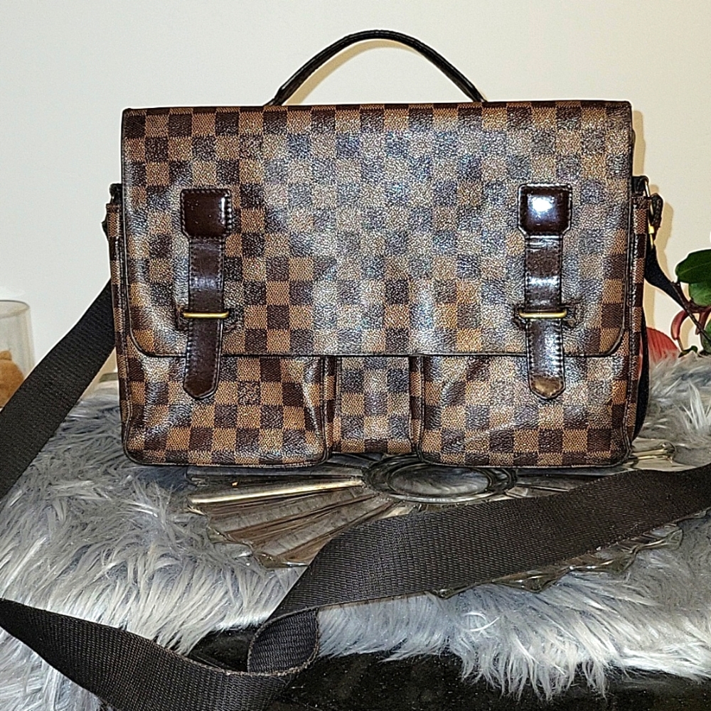 LV Damier Ebene Broadway Messenger bag for men